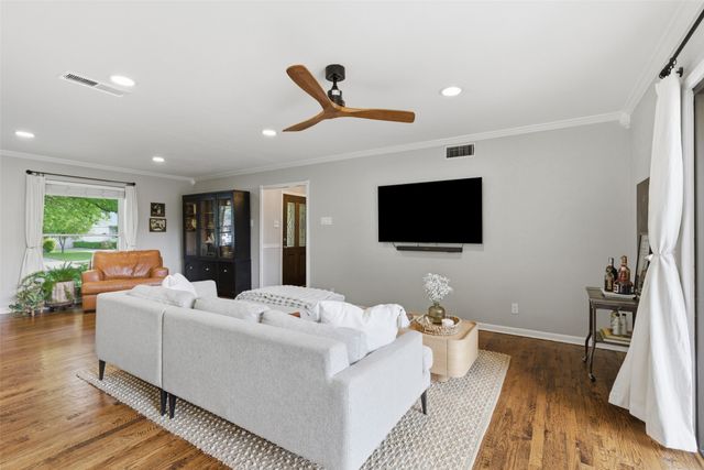 717 Ridgedale Drive, Richardson, TX 75080