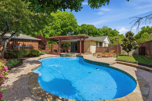 717 Ridgedale Drive, Richardson, TX 75080