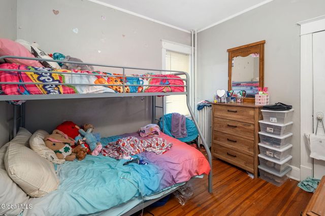 85 S Pine Avenue, Albany, NY 12208