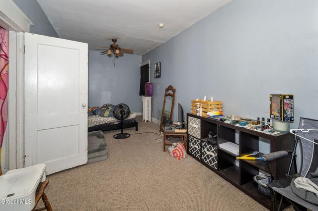 85 S Pine Avenue, Albany, NY 12208