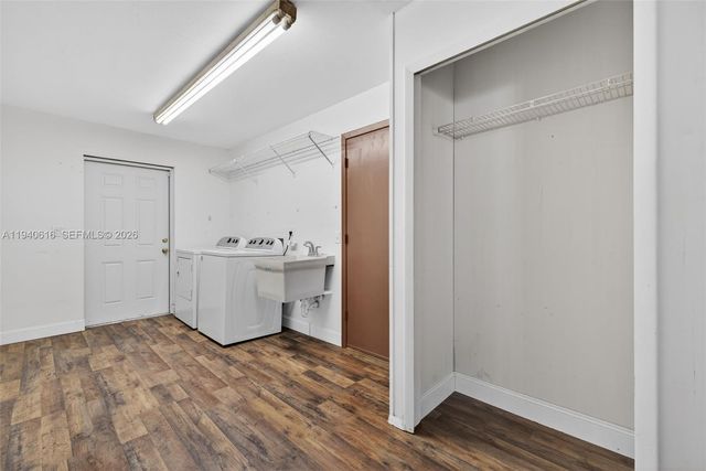 1425 SE 25 LN, Cape Coral, FL 33904