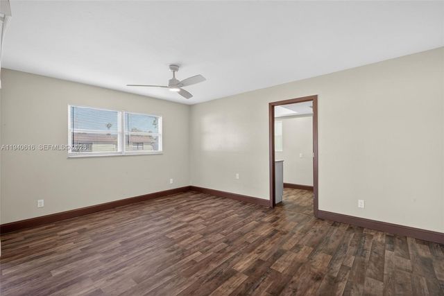 1425 SE 25 LN, Cape Coral, FL 33904