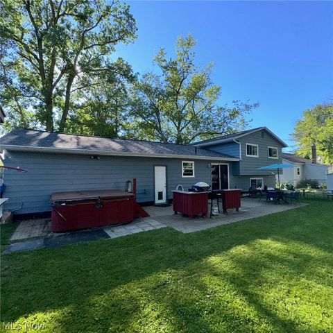 693 Hollywood Avenue, Sheffield, OH 44054