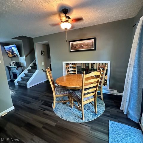 693 Hollywood Avenue, Sheffield, OH 44054