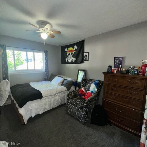 693 Hollywood Avenue, Sheffield, OH 44054