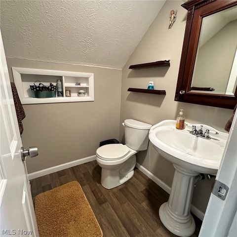 693 Hollywood Avenue, Sheffield, OH 44054