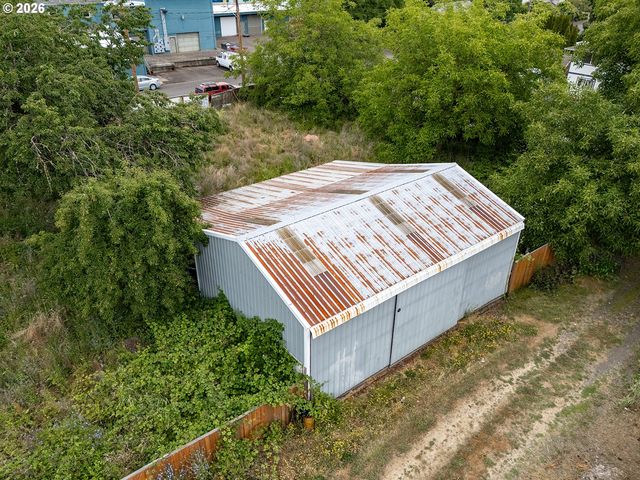 122 S 12TH Ave, Cornelius, OR 97113