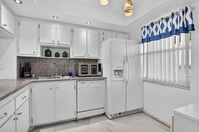 9872 Marina Boulevard 1433, Boca Raton, FL 33428
