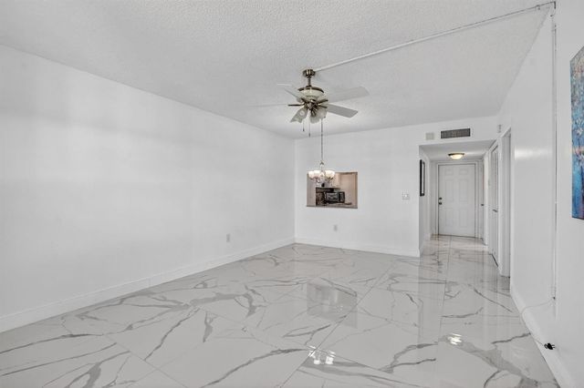 9872 Marina Boulevard 1433, Boca Raton, FL 33428