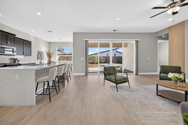 9260 Janowicz St, Elk Grove, CA 95624