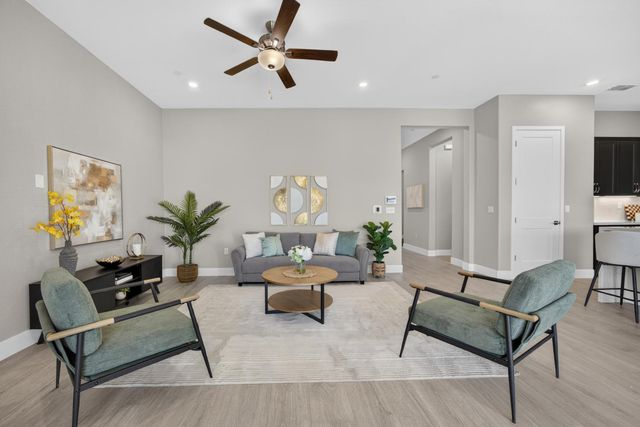 9260 Janowicz St, Elk Grove, CA 95624