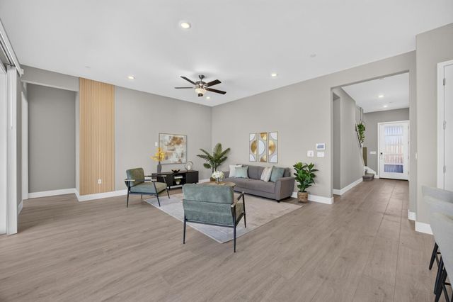 9260 Janowicz St, Elk Grove, CA 95624