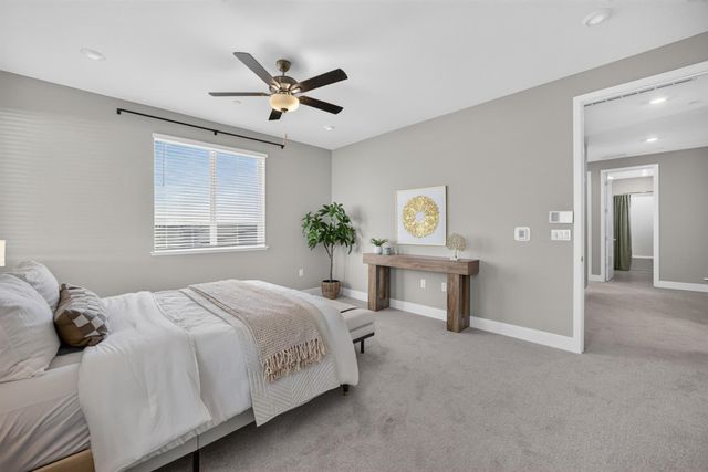9260 Janowicz St, Elk Grove, CA 95624