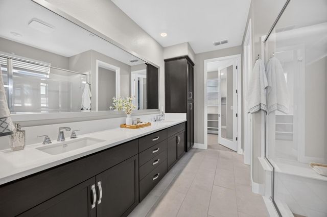 9260 Janowicz St, Elk Grove, CA 95624