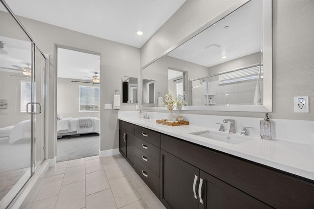 9260 Janowicz St, Elk Grove, CA 95624