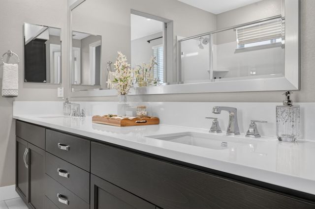 9260 Janowicz St, Elk Grove, CA 95624