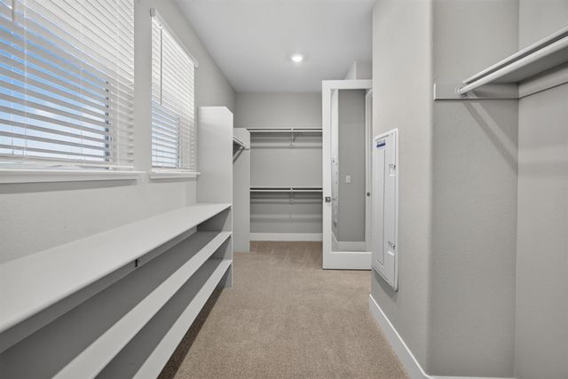 9260 Janowicz St, Elk Grove, CA 95624