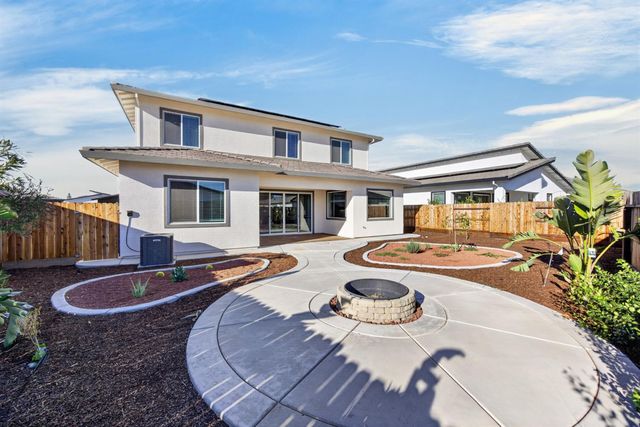 9260 Janowicz St, Elk Grove, CA 95624