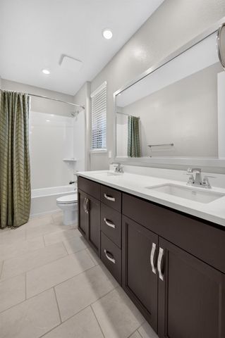 9260 Janowicz St, Elk Grove, CA 95624