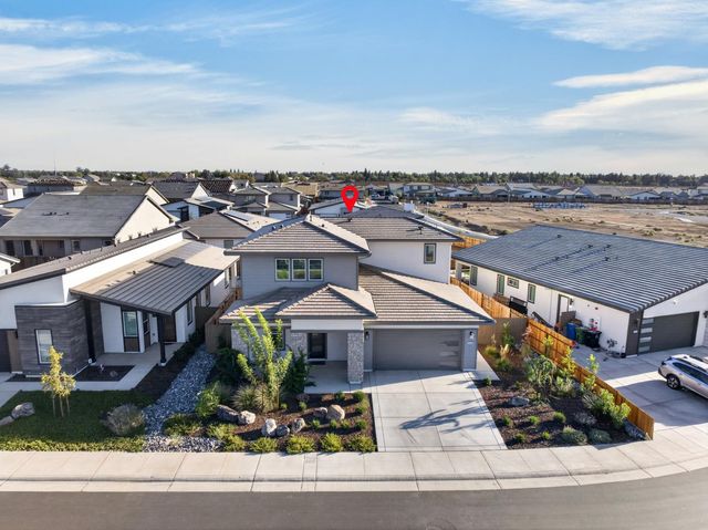 9260 Janowicz St, Elk Grove, CA 95624