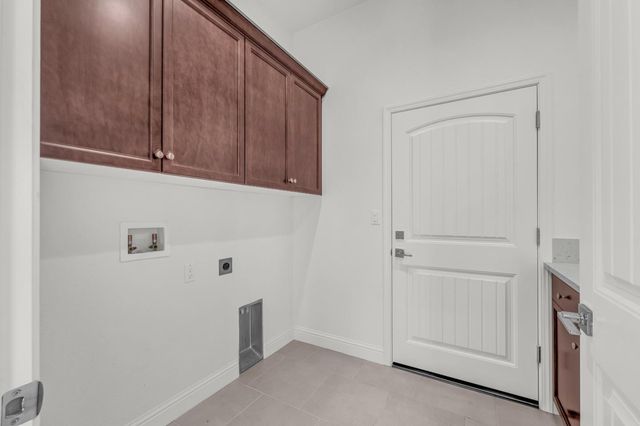 482 Lassen Way, Marina, CA 93933