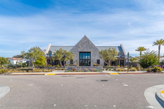 482 Lassen Way, Marina, CA 93933