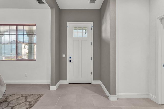 482 Lassen Way, Marina, CA 93933