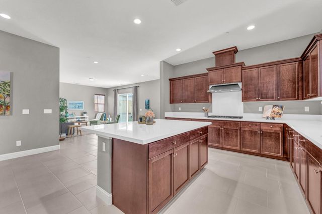 482 Lassen Way, Marina, CA 93933