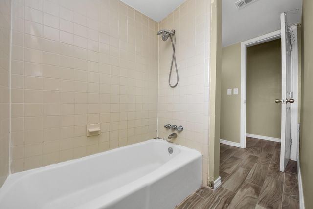 5702 Yorkwood Street, Houston, TX 77016