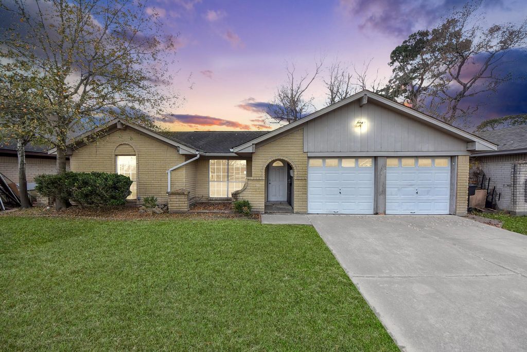 5702 Yorkwood Street, Houston, TX 77016