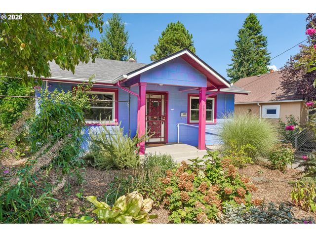 9015 Ne HUMBOLDT St, Portland, OR 97220