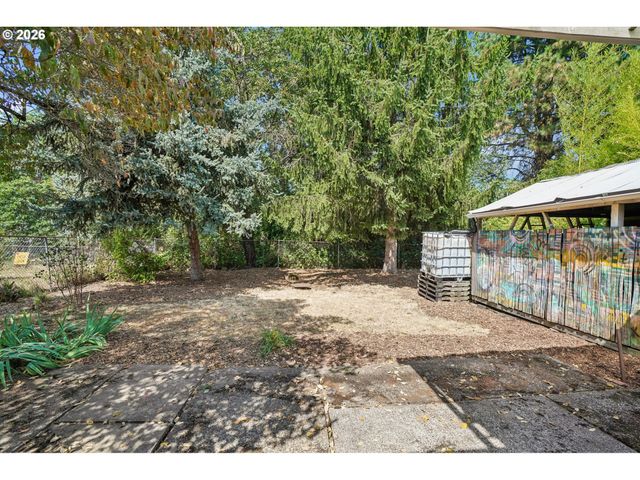 9015 Ne HUMBOLDT St, Portland, OR 97220