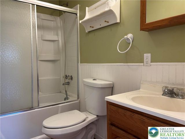 165 Hemlock Drive, Polk Twp, PA 18210