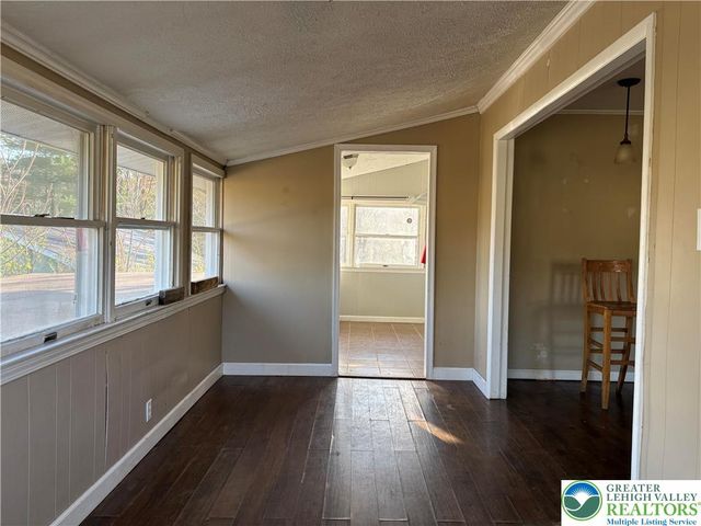 165 Hemlock Drive, Polk Twp, PA 18210