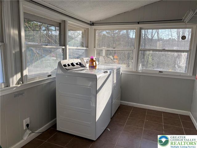 165 Hemlock Drive, Polk Twp, PA 18210