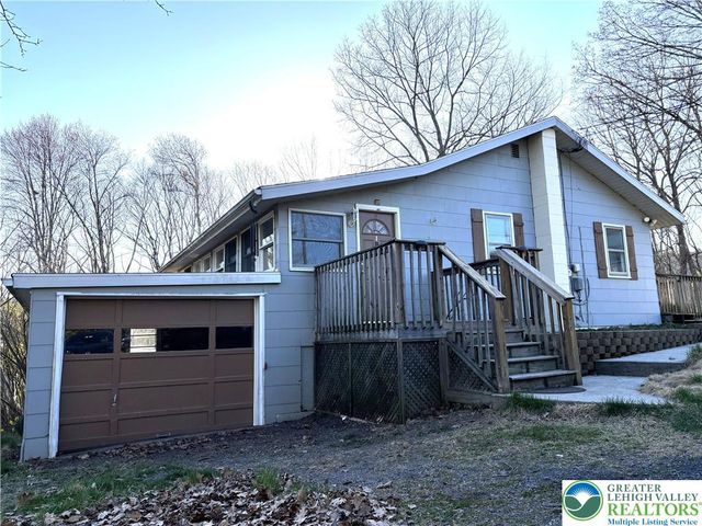 165 Hemlock Drive, Polk Twp, PA 18210