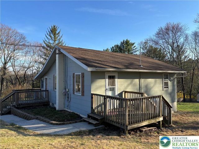 165 Hemlock Drive, Polk Twp, PA 18210