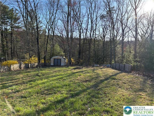 165 Hemlock Drive, Polk Twp, PA 18210