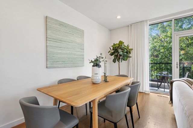 2237 N Hoyne Avenue 3N, Chicago, IL 60647