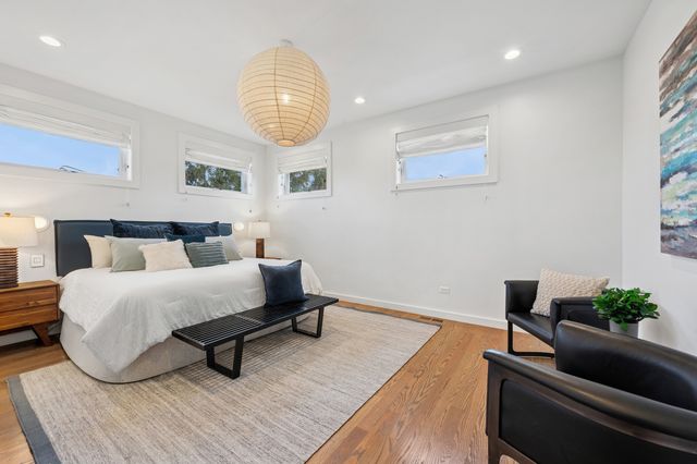 2237 N Hoyne Avenue 3N, Chicago, IL 60647