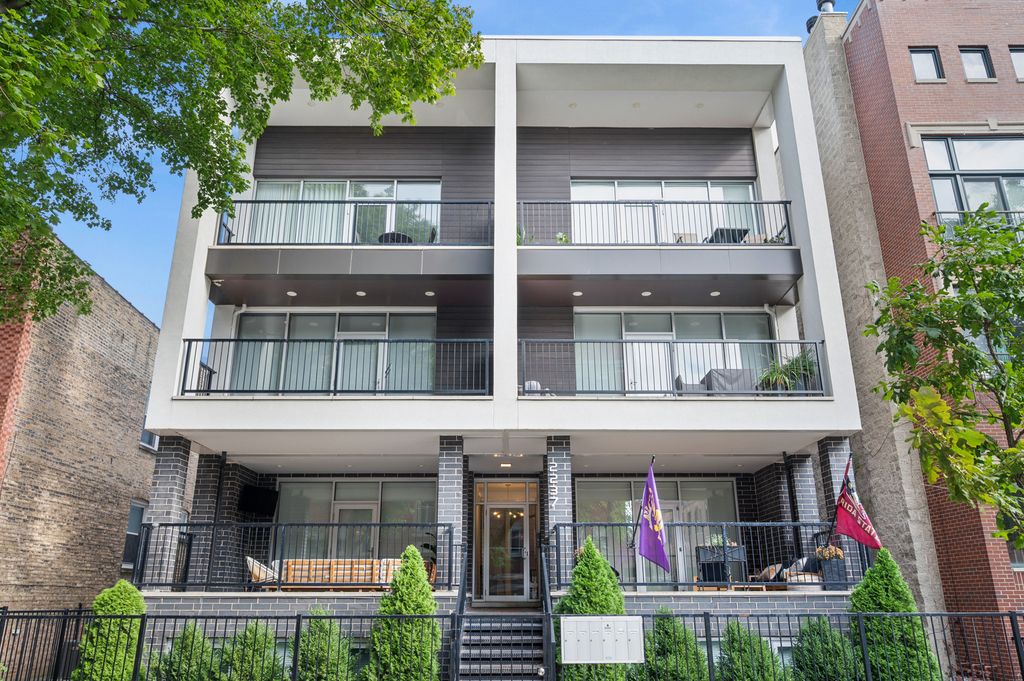 2237 N Hoyne Avenue 3N, Chicago, IL 60647