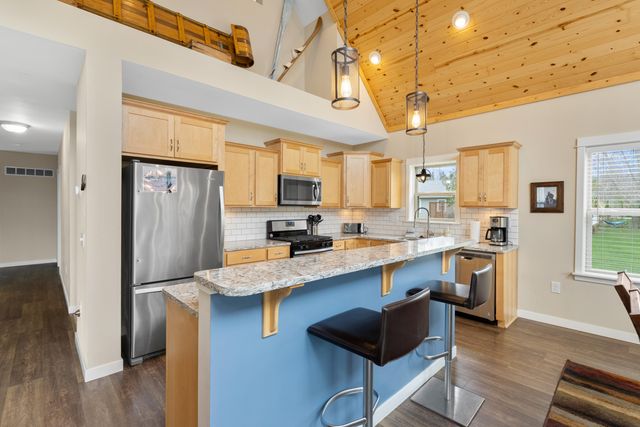 7238 Miami Avenue, South Haven, MI 49090