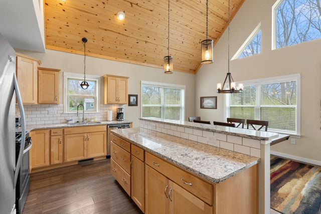7238 Miami Avenue, South Haven, MI 49090