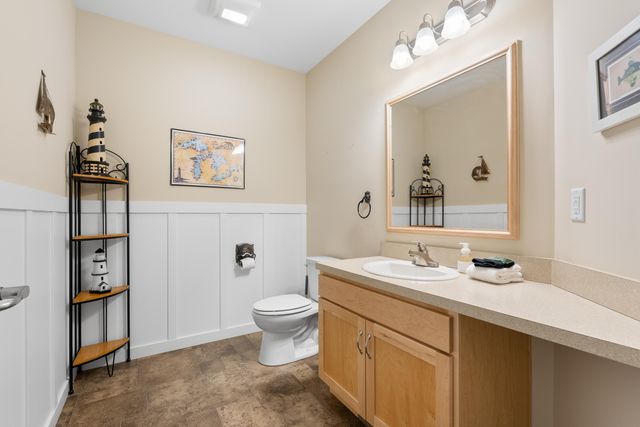 7238 Miami Avenue, South Haven, MI 49090