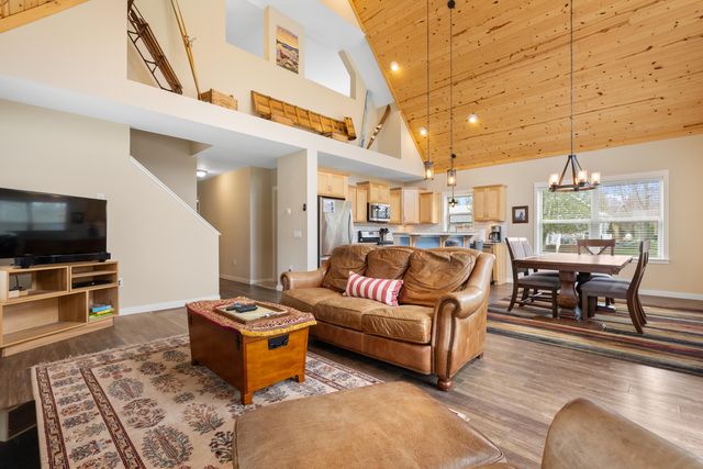 7238 Miami Avenue, South Haven, MI 49090