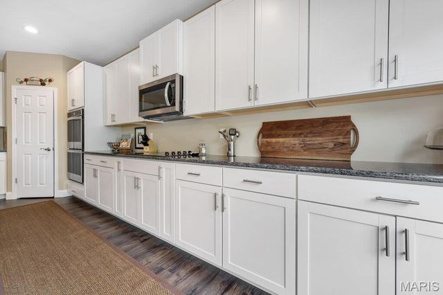 115 Hannahs Mill Drive, Lake St Louis, MO 63367
