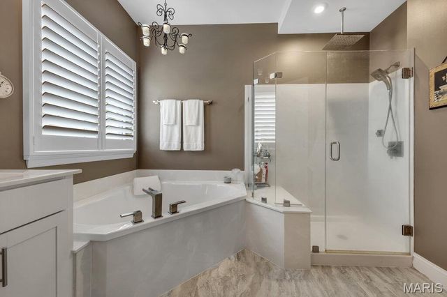 115 Hannahs Mill Drive, Lake St Louis, MO 63367
