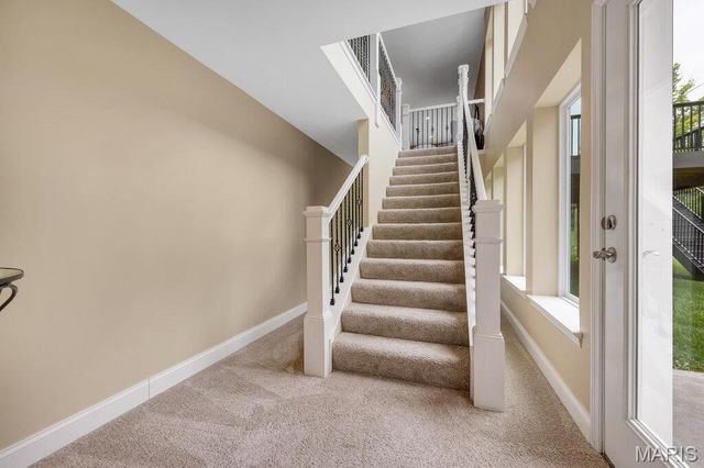 115 Hannahs Mill Drive, Lake St Louis, MO 63367