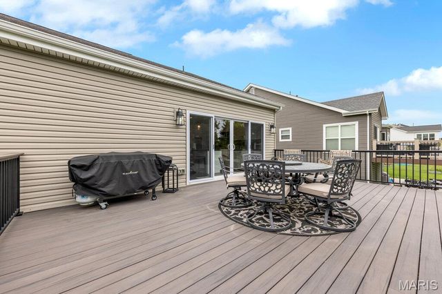 115 Hannahs Mill Drive, Lake St Louis, MO 63367