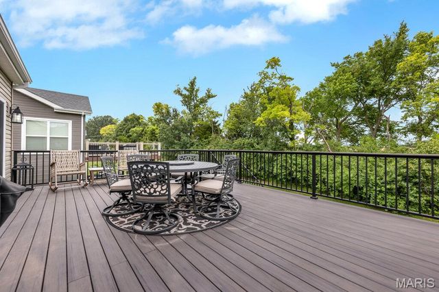 115 Hannahs Mill Drive, Lake St Louis, MO 63367